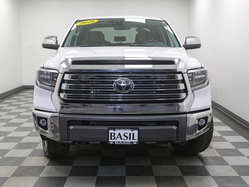 Used 2020 Toyota Tundra 4x4 CrewMax image 3