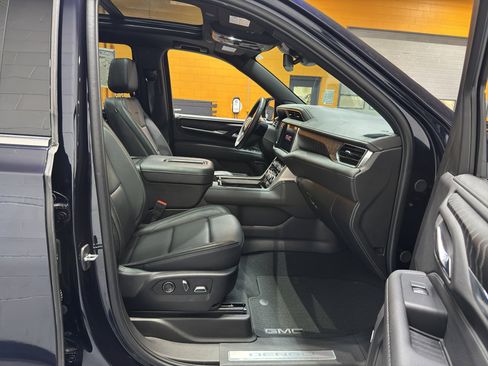 Certified 2024 GMC Yukon Denali image 22