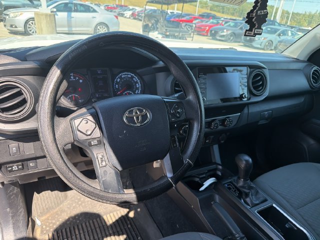 Used 2020 Toyota Tacoma SR AWD/4WD image 10