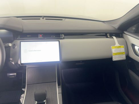 New 2026 Land Rover Range Rover Velar Dynamic SE image 23
