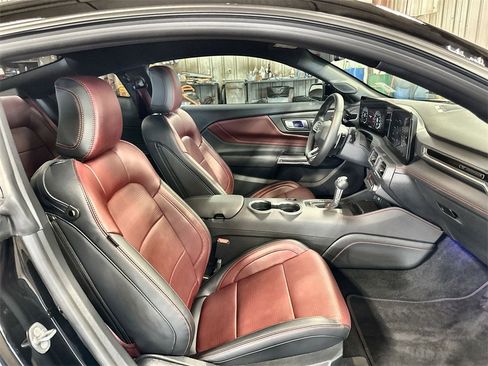 Used 2024 Ford Mustang GT Premium image 29