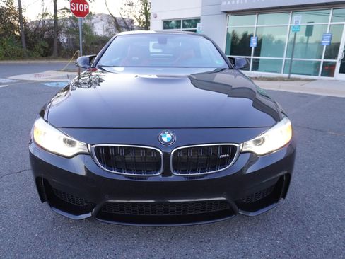 Used 2015 BMW M4 Convertible image 2