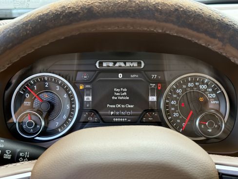 Used 2019 RAM 1500 Laramie RWD image 18