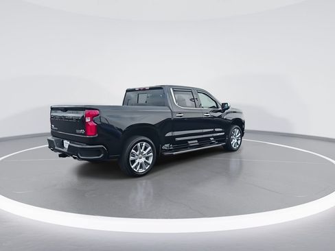 Used 2024 Chevrolet Silverado 1500 High Country w/ High Country Premium Package AWD/4WD image 8