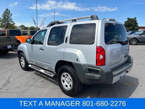 Used 2011 Nissan Xterra X AWD/4WD image 3