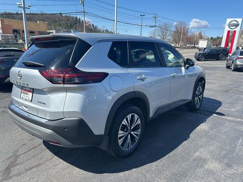 Certified 2023 Nissan Rogue SV AWD/4WD image 7