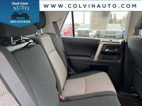 Used 2020 Toyota 4Runner SR5 AWD/4WD image 28