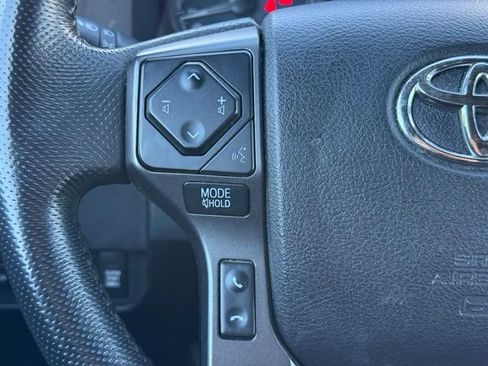 Used 2021 Toyota Tacoma TRD Off-Road w/ TRD Premium Off Road Package AWD/4WD image 26
