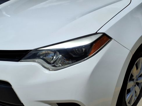 Used 2014 Toyota Corolla LE FWD image 3