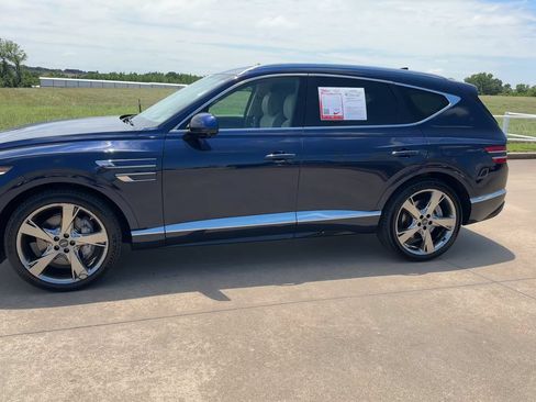 Used 2023 Genesis GV80 3.5T w/ Prestige Package AWD/4WD image 6