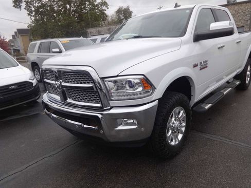 Used 2018 RAM 2500 Laramie image 2