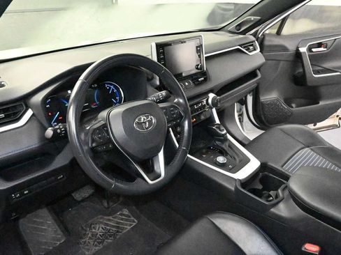 Used 2019 Toyota RAV4 XSE w/ Carpet Mat Package AWD/4WD image 10