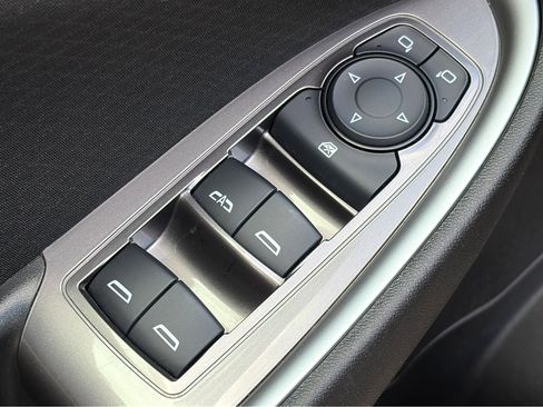 Used 2025 Chevrolet Malibu LT FWD image 31