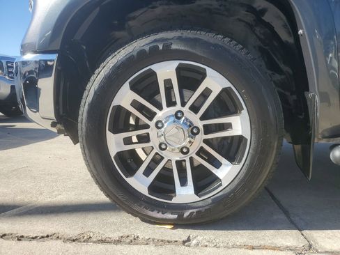 Used 2021 Toyota Tundra SR5 image 7