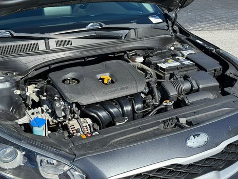 Used 2019 Kia Forte LXS image 8