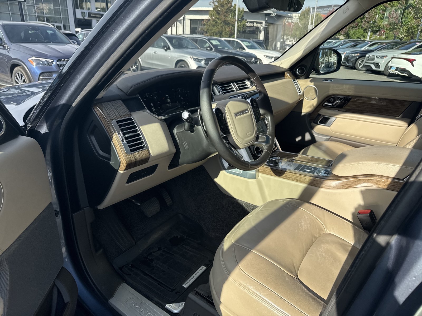 Used 2020 Land Rover Range Rover AWD/4WD image 17