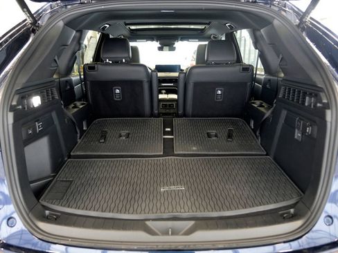 Certified 2024 MAZDA CX-90 Plug-In Hybrid w/ Premium Plus image 30