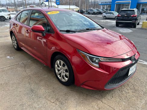 Used 2020 Toyota Corolla LE image 8