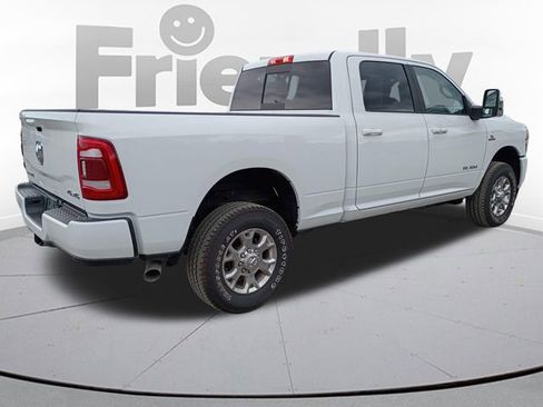 Used 2024 RAM 2500 Laramie AWD/4WD image 5