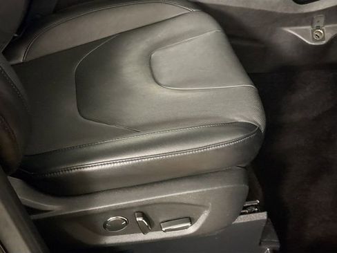 Used 2015 Ford Edge Titanium w/ Equipment Group 301A image 48