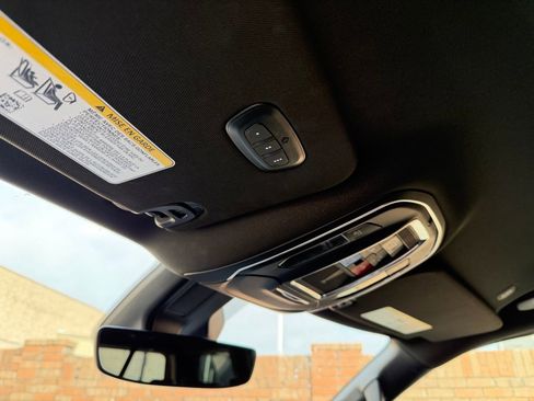 Used 2024 Jeep Wagoneer L Series II w/ Flexible Seating Group image 28