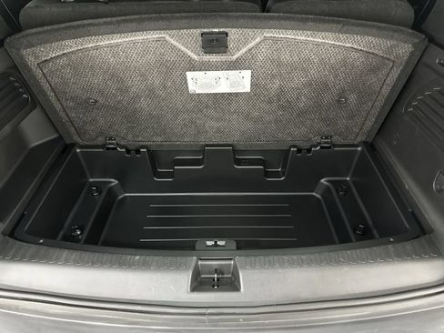 Used 2026 Chevrolet Traverse Z71 w/ Driver Confidence Package AWD/4WD image 25