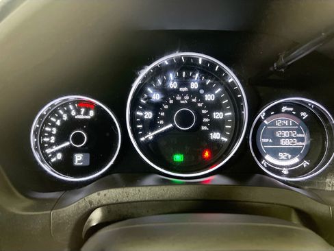 Used 2017 Honda HR-V EX image 21