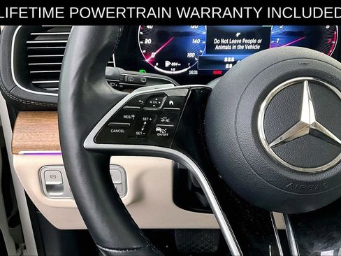 Used 2025 Mercedes-Benz GLS 450 4MATIC image 26