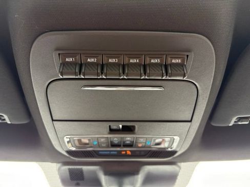 Certified 2024 Ford F250 Lariat w/ Lariat Ultimate Package AWD/4WD image 33