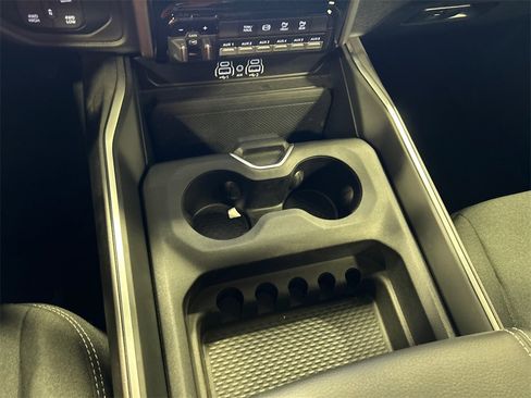 New 2025 RAM 2500 Big Horn image 27