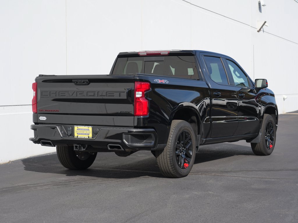 Used 2024 Chevrolet Silverado 1500 RST w/ Redline Edition AWD/4WD image 4