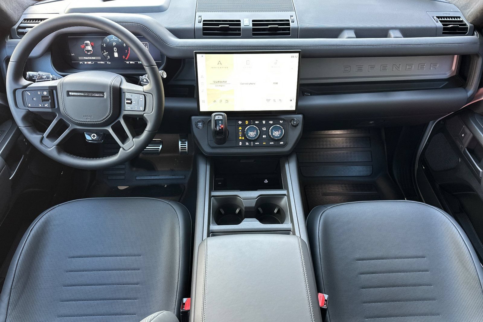 New 2026 Land Rover Defender 110 OCTA AWD/4WD image 17