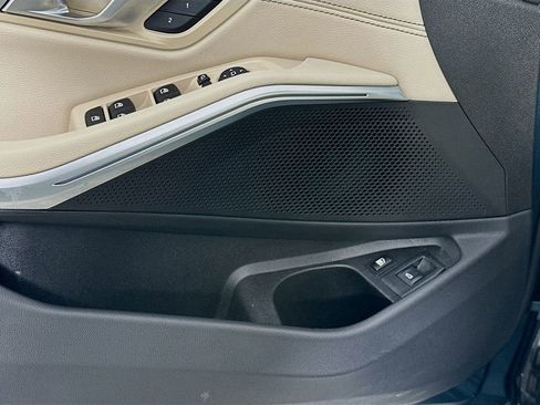 Used 2021 BMW 330e w/ Convenience Package image 19