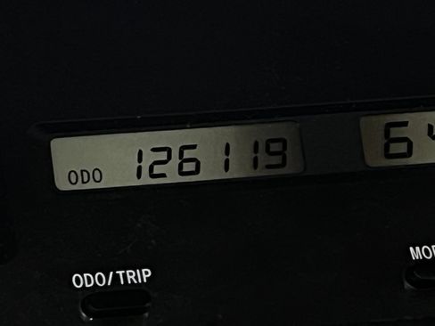 Used 2003 Toyota Avalon XL FWD image 10