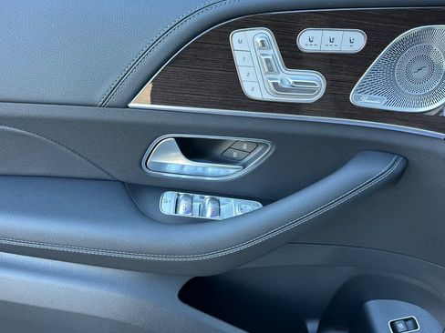 New 2026 Mercedes-Benz GLE 580 4MATIC image 10