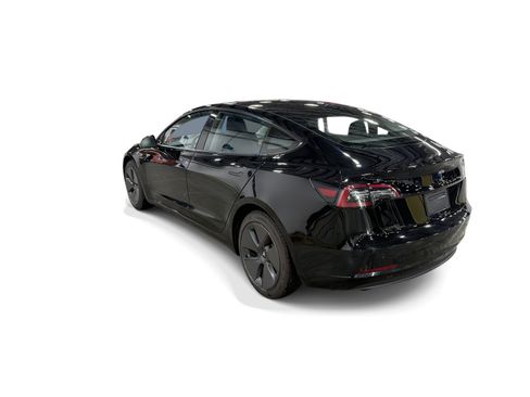 Certified 2023 Tesla Model 3 Standard Range RWD image 4