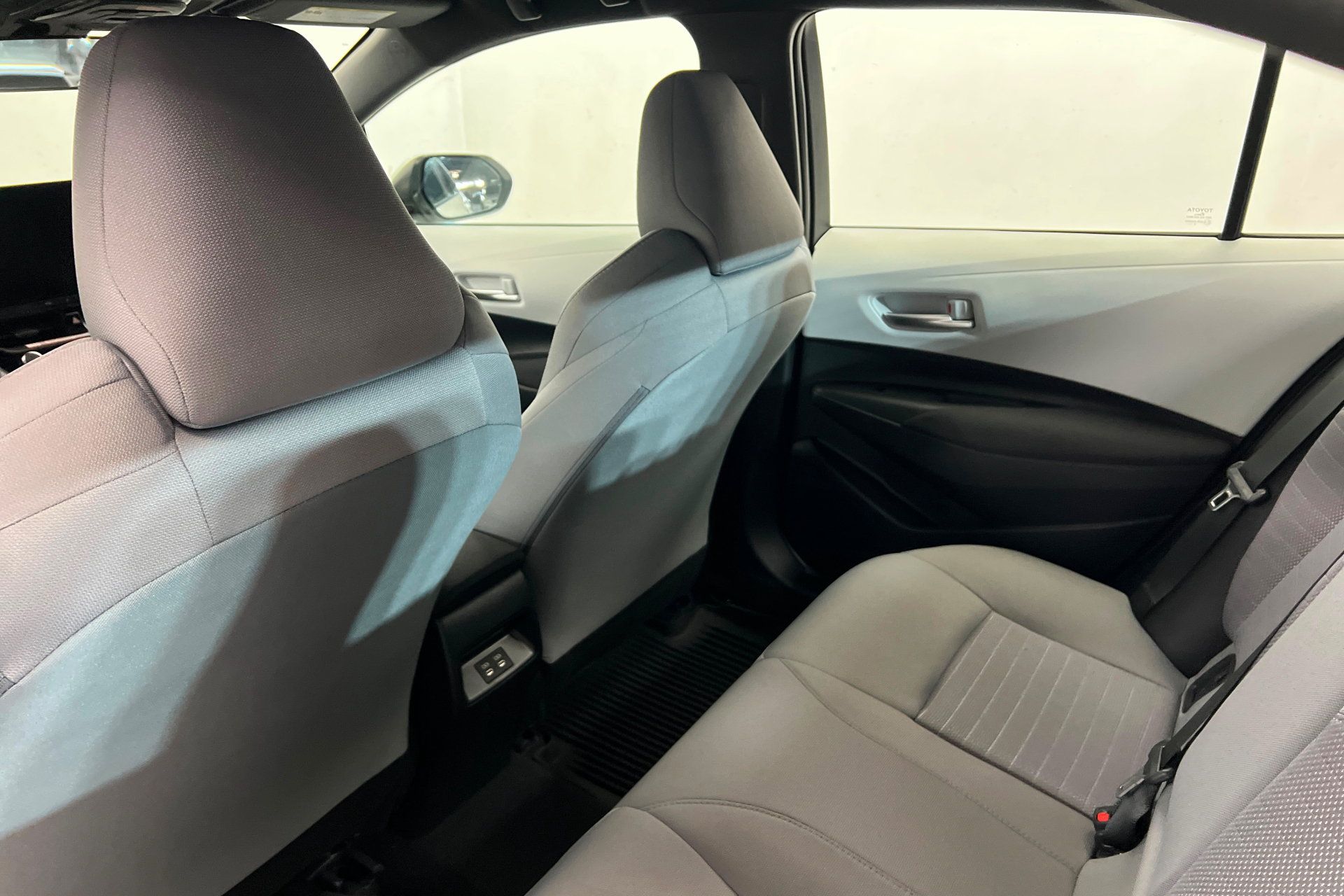 Certified 2026 Toyota Corolla SE w/ SE Package FWD image 20