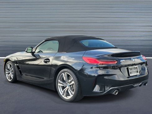Used 2025 BMW Z4 sDrive30i image 4