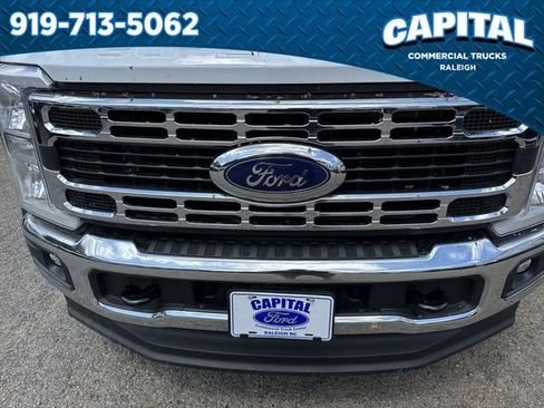 New 2025 Ford F550 4x4 Crew Cab Super Duty image 10