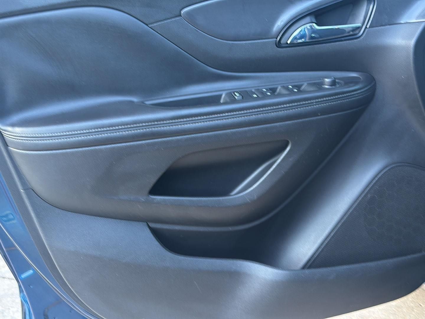 Used 2019 Buick Encore Preferred AWD/4WD image 10