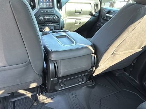 Used 2022 Chevrolet Silverado 2500 Custom w/ Custom Value Package AWD/4WD image 21