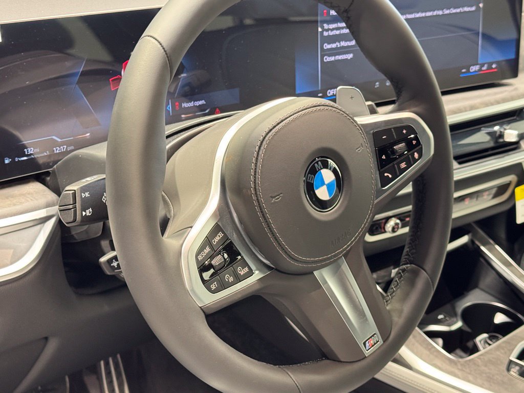 Used 2026 BMW X7 xDrive40i w/ M Sport Package AWD/4WD image 13