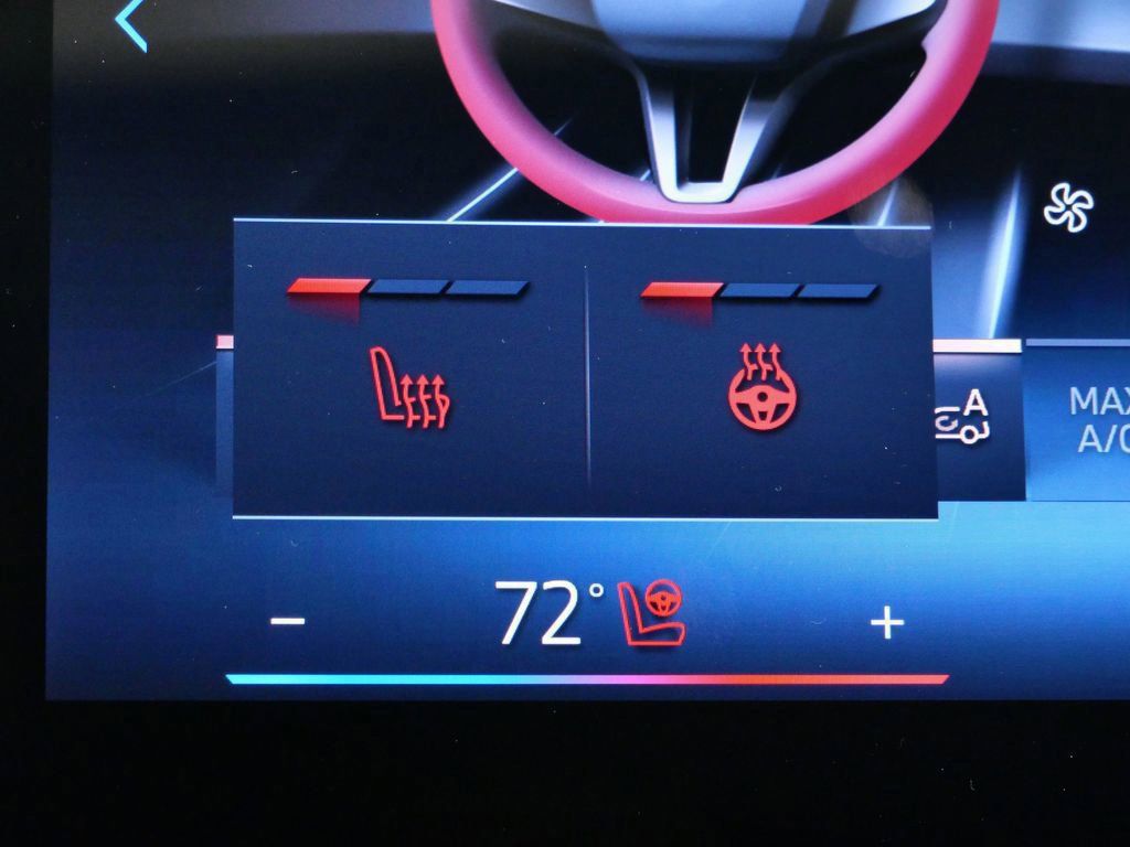 Used 2022 Alfa Romeo Giulia Veloce RWD image 44