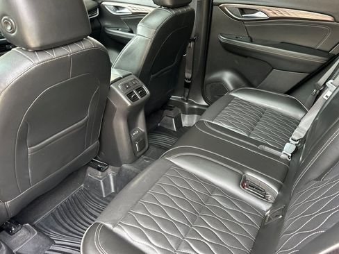 Certified 2022 Buick Envision Avenir w/ Technology Package II image 14