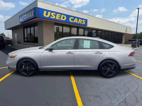 Used 2024 Honda Accord Sport image 8