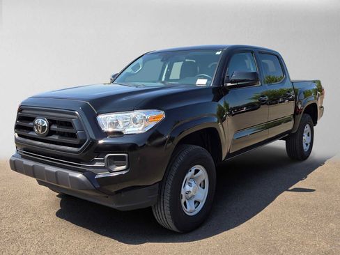 Certified 2023 Toyota Tacoma SR AWD/4WD image 7