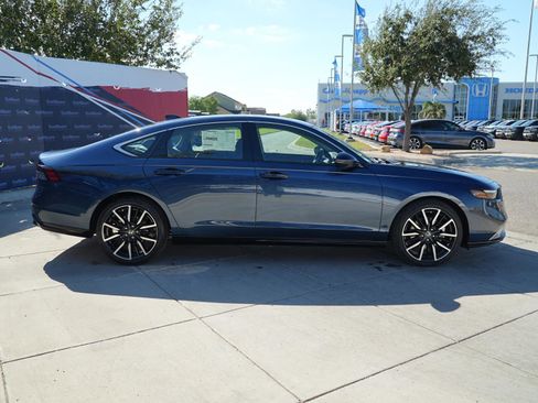 New 2025 Honda Accord Touring image 4
