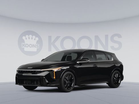 New 2026 Kia K4 GT-Line image 1