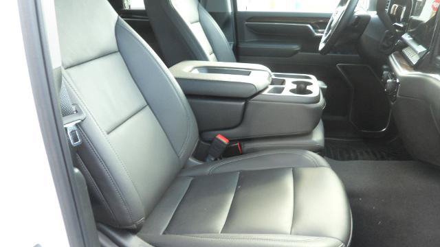 Used 2024 Chevrolet Silverado 2500 LT w/ Convenience Package AWD/4WD image 18