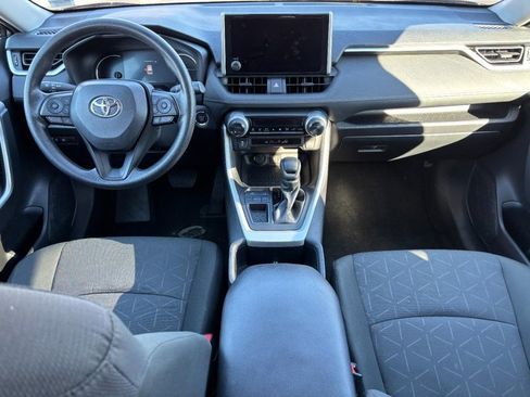 Used 2024 Toyota RAV4 XLE image 17